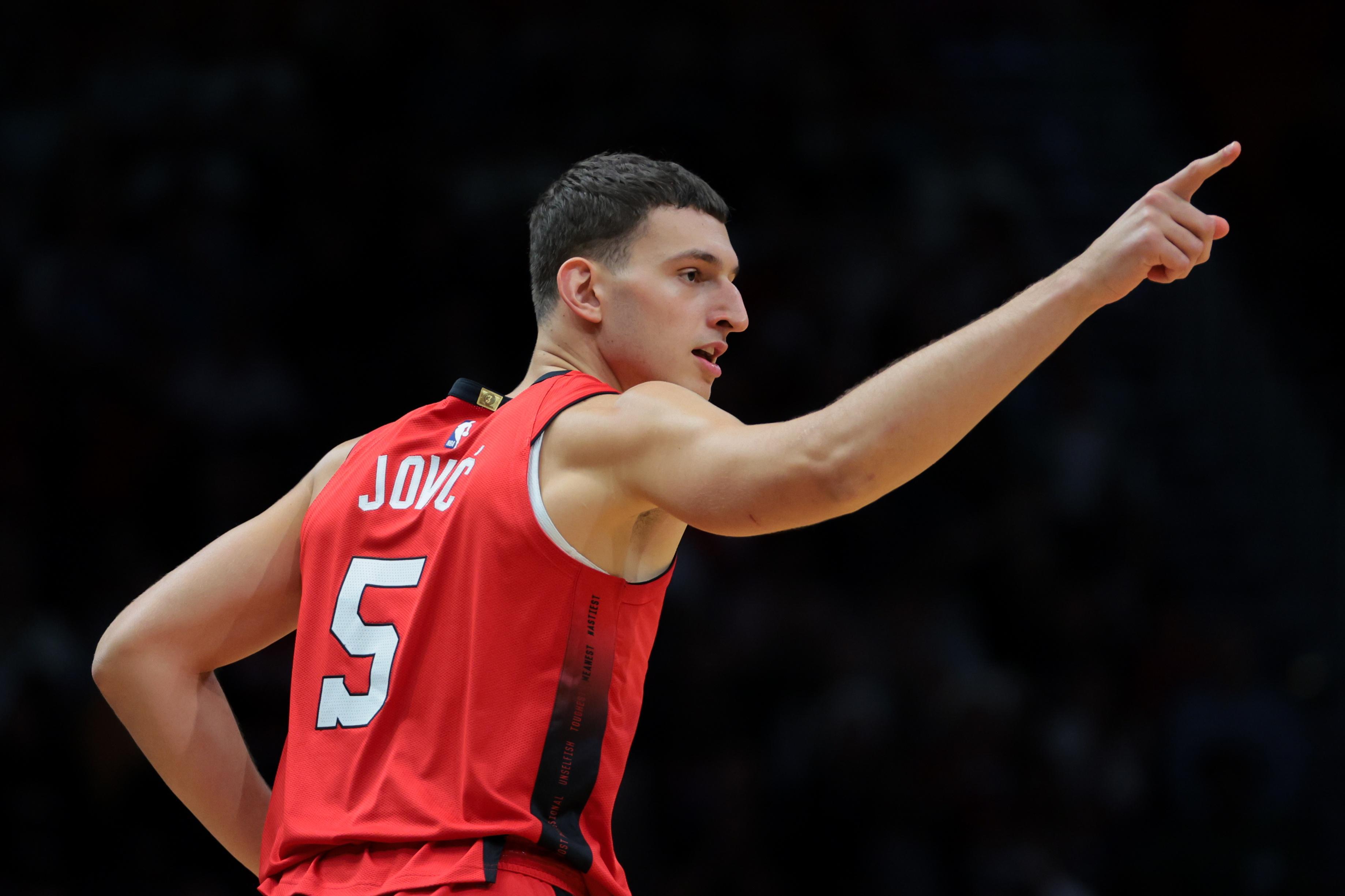 开云入口-约维奇:热火首次训练尤尔特塞文打爆了我 我怀疑自己是否适合NBA