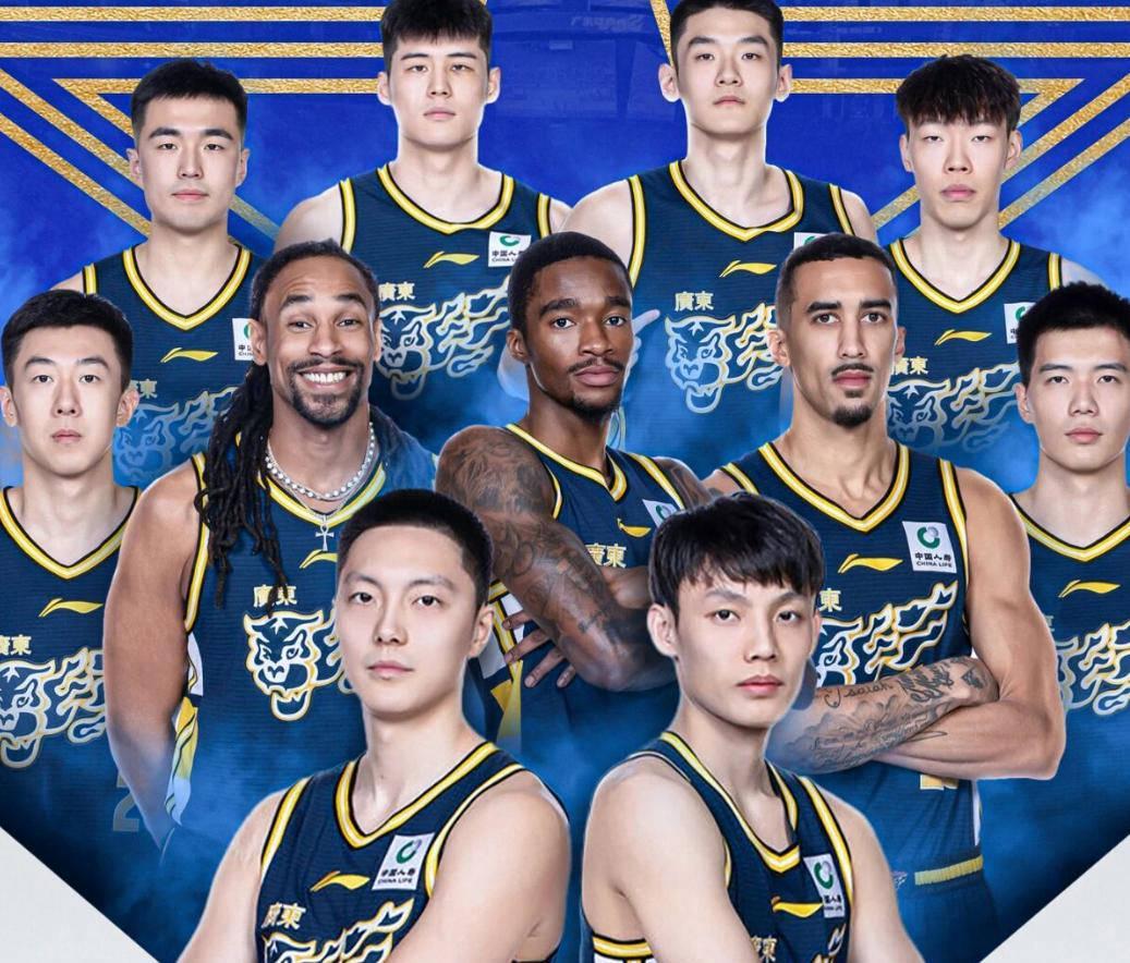 开云app-9连胜！谁能终结上海男篮连胜步伐？未来8天，有4场恶仗等着他们