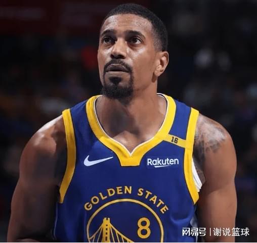 美媒支招勇士做5换1交易，可追19+6内线，出三替补+两首轮签？