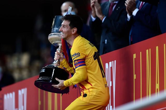 1618699427854035026.jpg 开云app-梅西:成为这支球队的队长很特别 皮克:目标双冠王